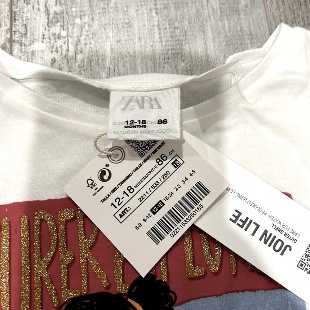 Zara Supergirl Appliqué T-Shirt